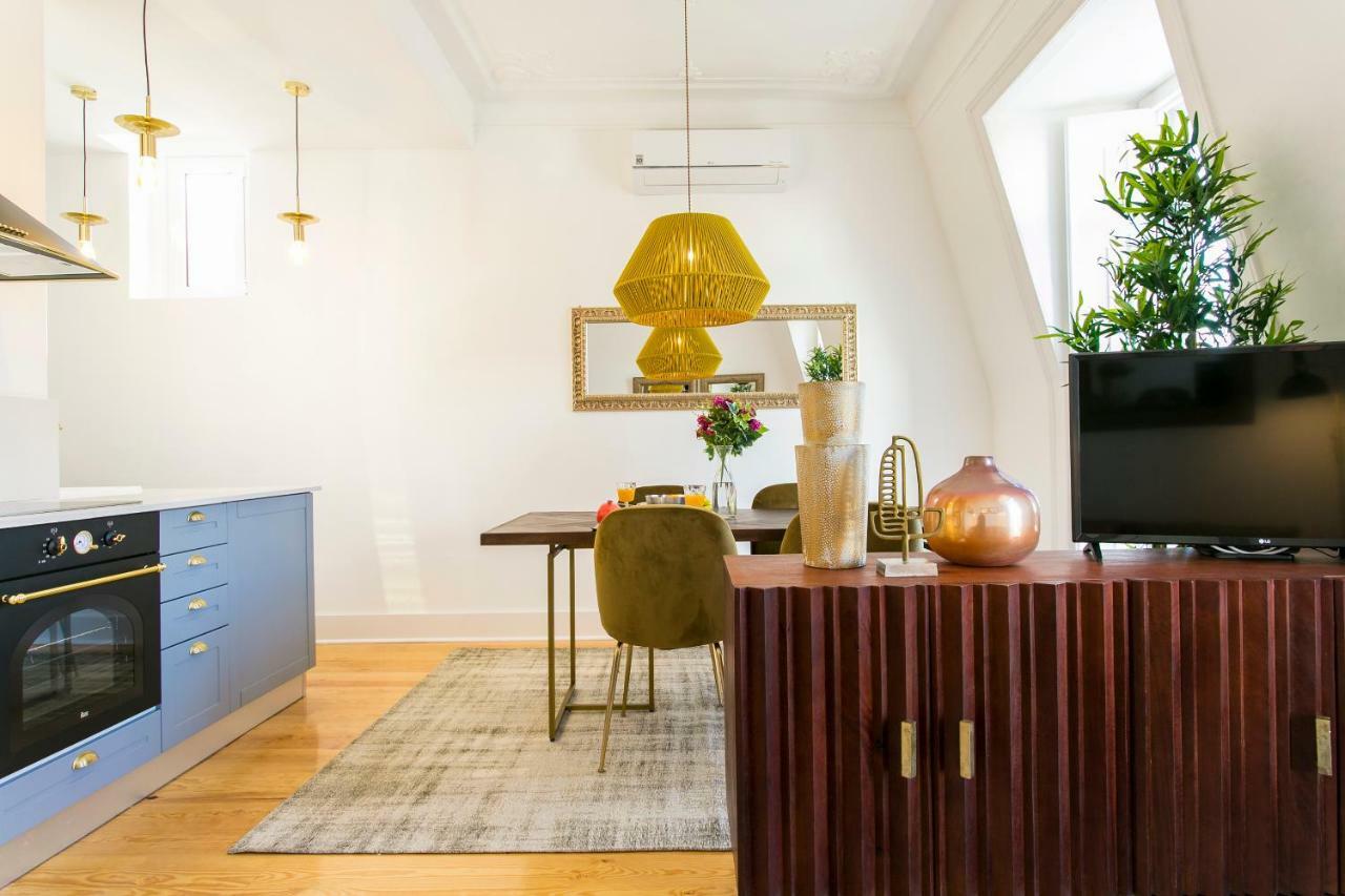2 Beautiful Suites Upscale Flat Embracing Tejo! リスボン エクステリア 写真