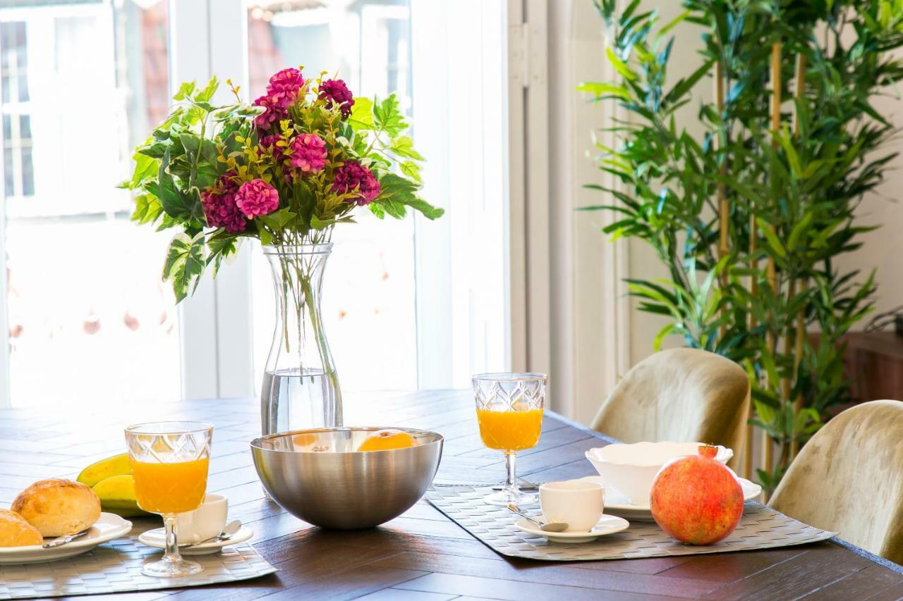 2 Beautiful Suites Upscale Flat Embracing Tejo! リスボン エクステリア 写真