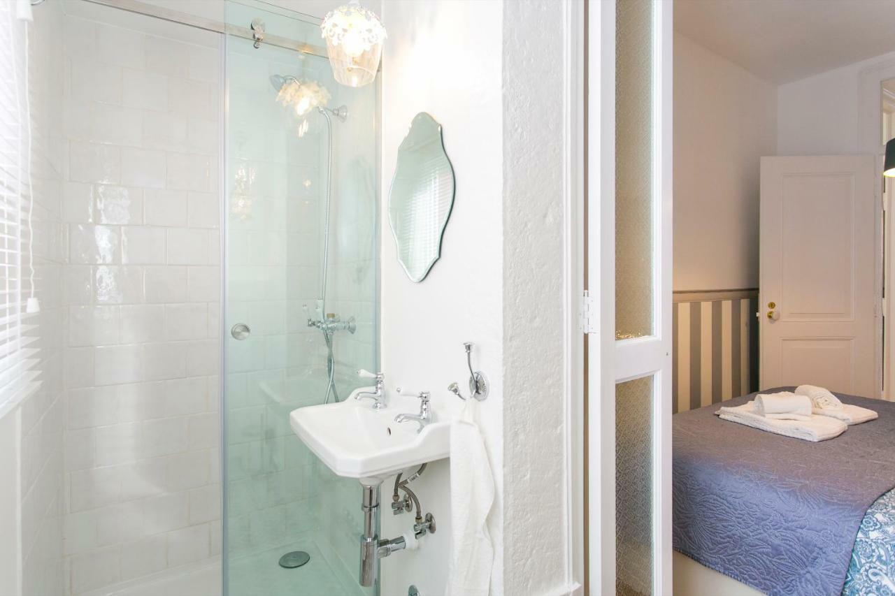 2 Beautiful Suites Upscale Flat Embracing Tejo! リスボン エクステリア 写真