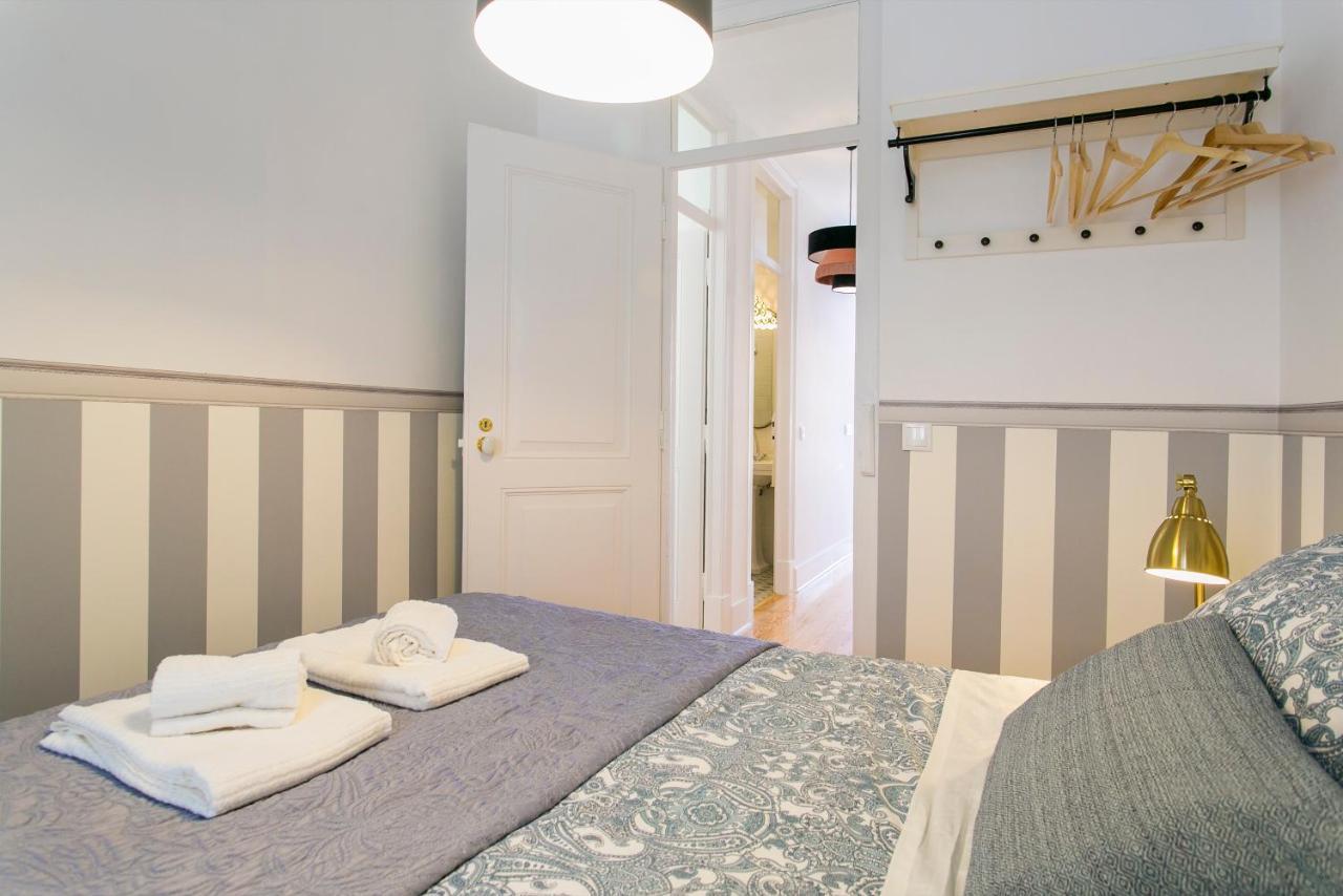 2 Beautiful Suites Upscale Flat Embracing Tejo! リスボン エクステリア 写真